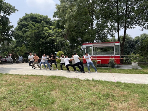 �����l(f��)չ��˾���ж��^�M(j��n)�����h������������l(f��)չ��˾�_չ����(hu��)���(d��ng)